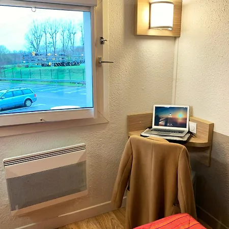 Premiere Classe Thionville - ホテル 2*